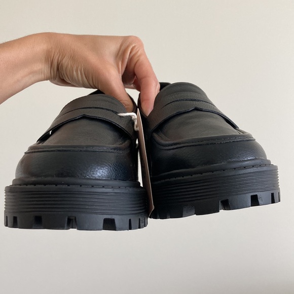 Sincerely Jules Platform Loafers - Picture 7 of 14